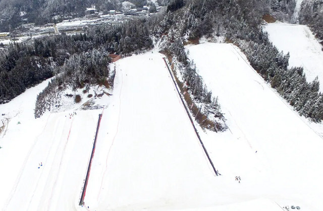 冷水滑雪場