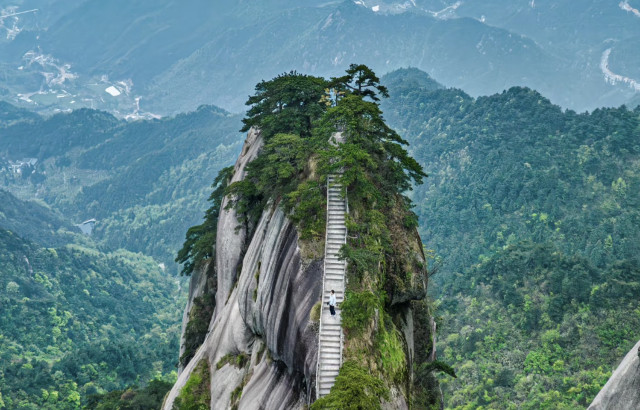 天柱山