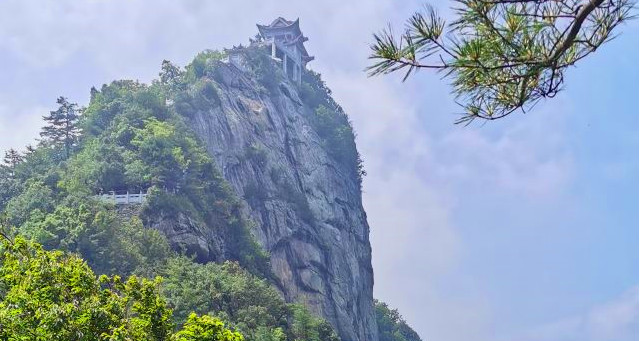 擂鼓臺自然風(fēng)景區(qū)