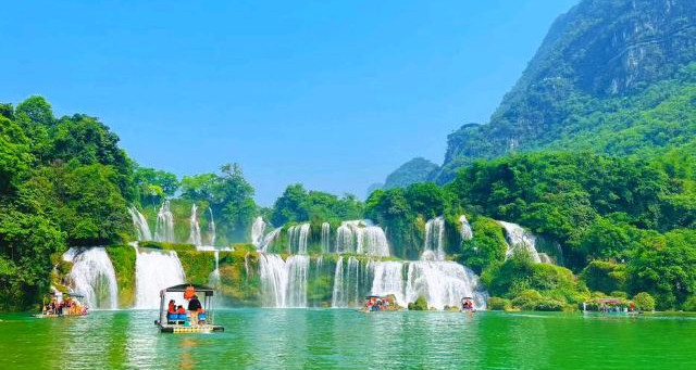德天跨國瀑布景區(qū)