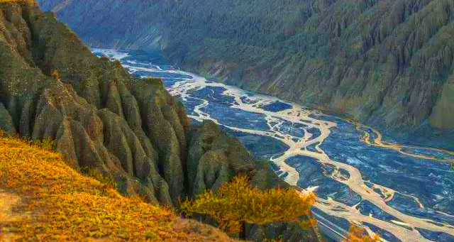 奎屯河大峽谷