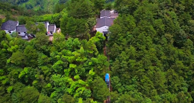 九華山百歲宮纜車