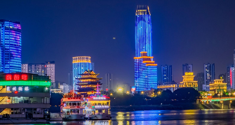 邕江夜游