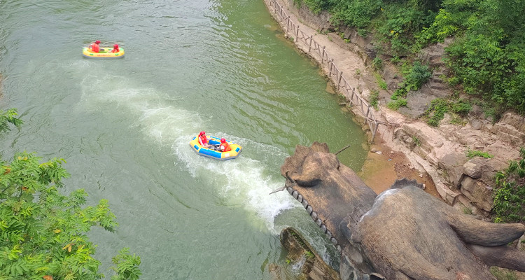 忠縣東溪河生態(tài)漂流