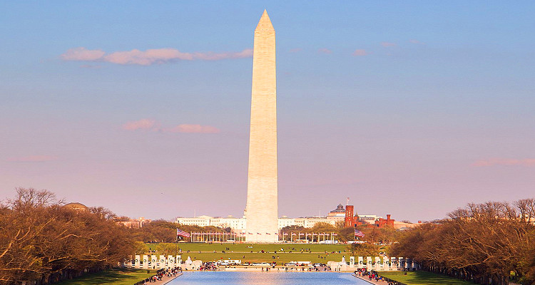 华盛顿纪念碑
