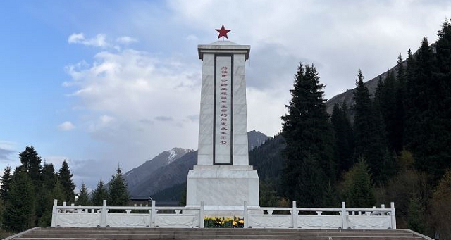 乔尔玛革命烈士陵园