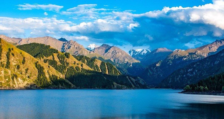 天山天池风景区